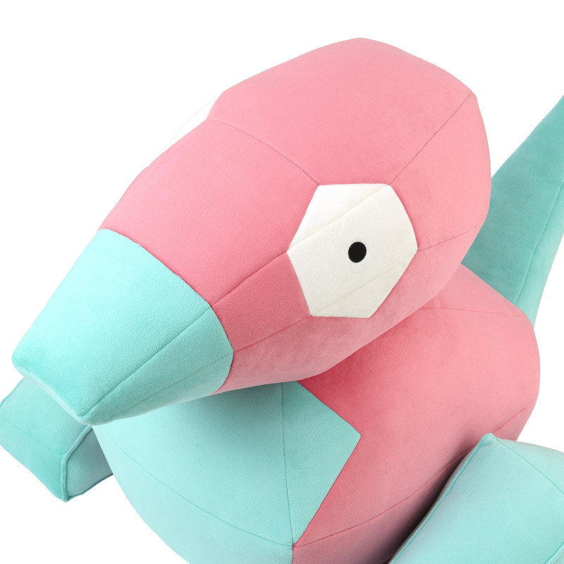 Une peluche de Porygon taille réelle